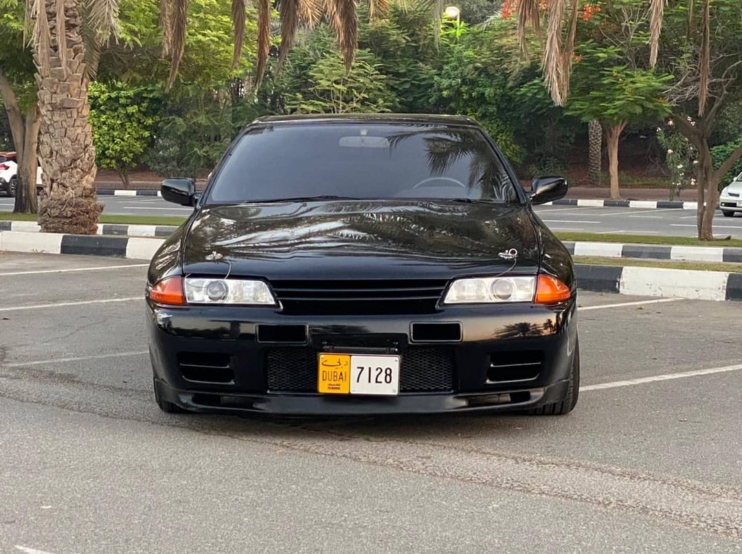 Nissan Skyline R32 GT-S (converted to GT-R) – JDM Emirates