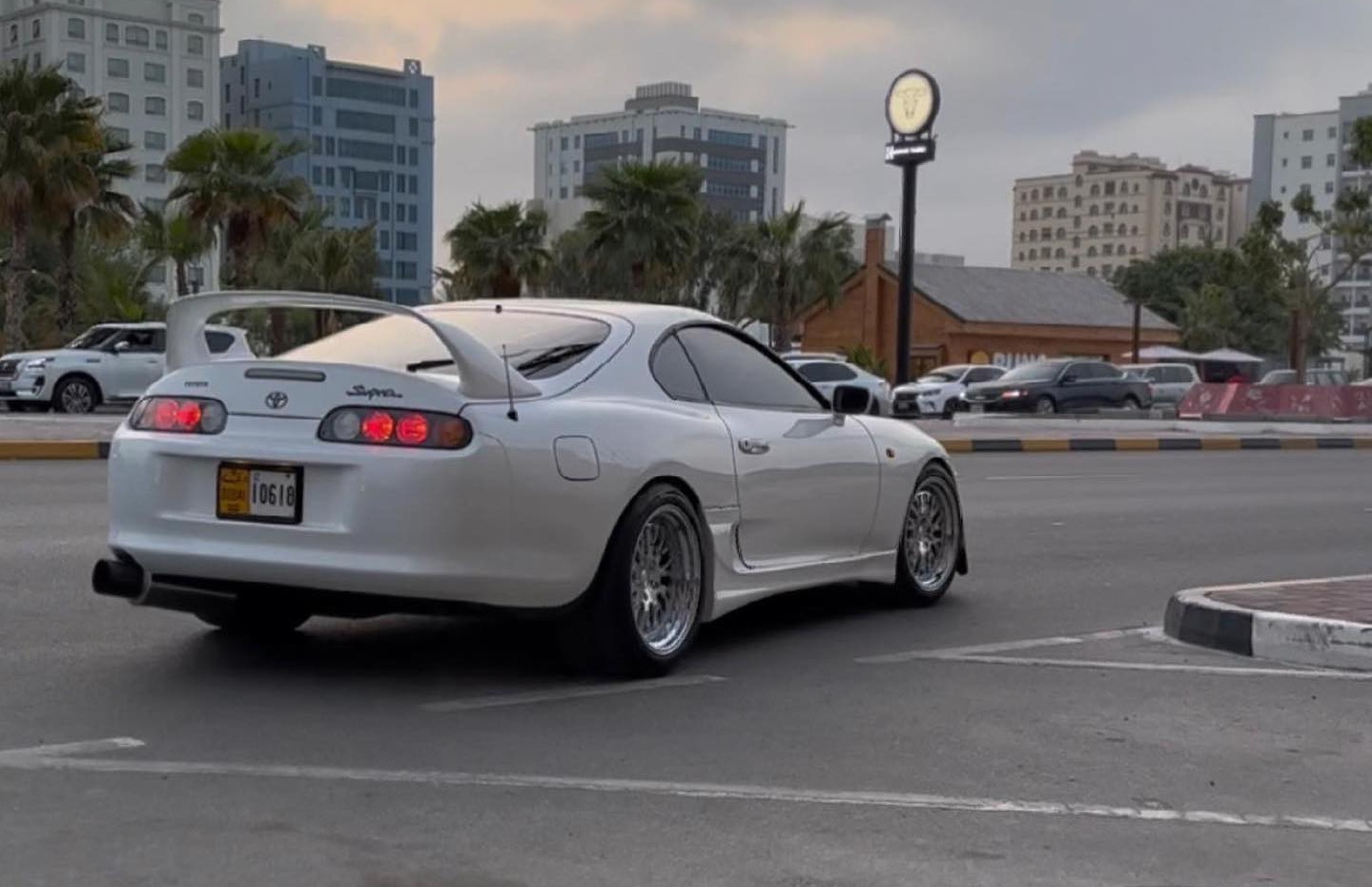 Toyota Supra (japan Spec) – Jdm Emirates