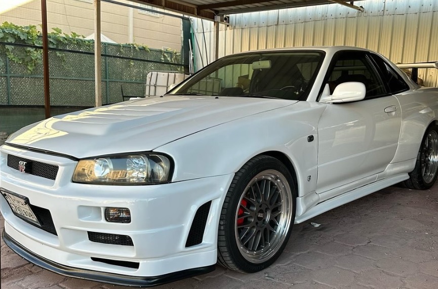 Nissan Skyline R34 GT-T (2JZ)