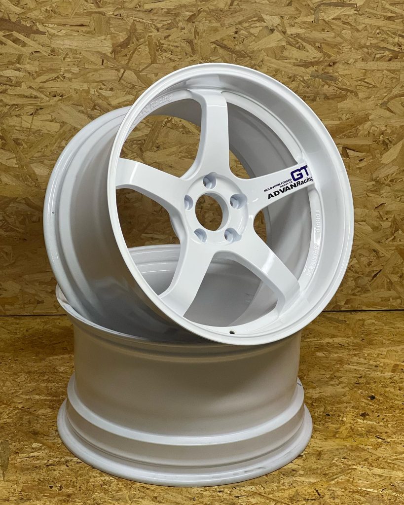 ADVAN GT Wheels (White) – JDM Emirates