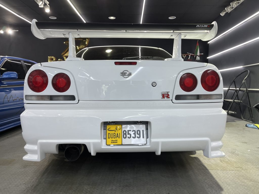 Nissan Skyline R34 GT-T 4-door (ER34)