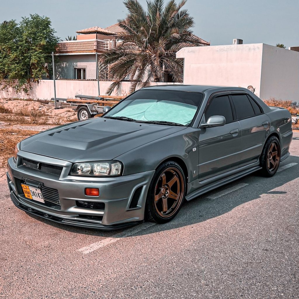 Nissan Skyline R34 GT-S 4-door (HR34)