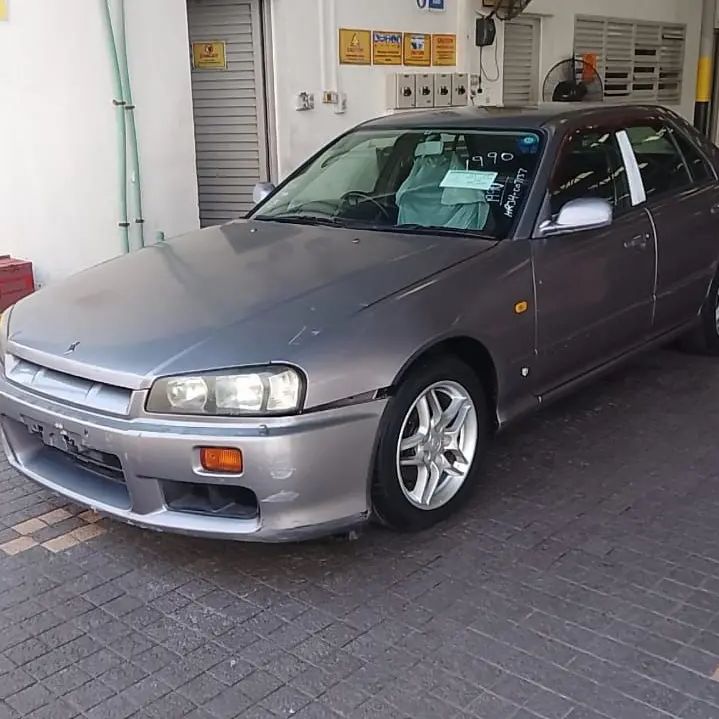 Nissan Skyline R34 GT-T (4-door)