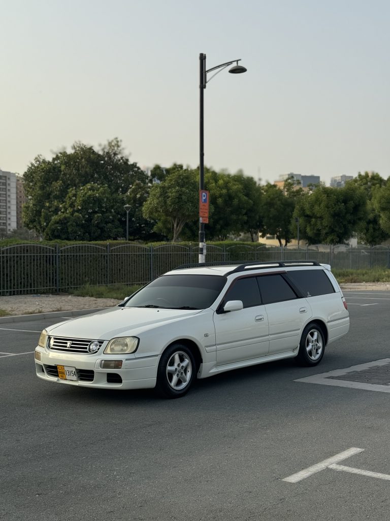 1996 Nissan Stagea