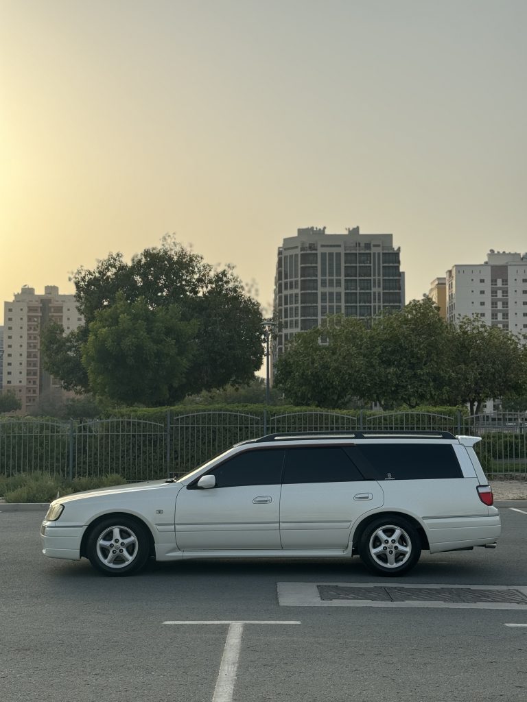 1996 Nissan Stagea