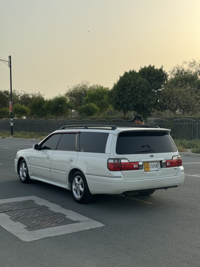 1996 Nissan Stagea