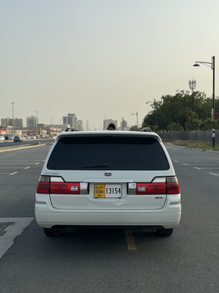 1996 Nissan Stagea