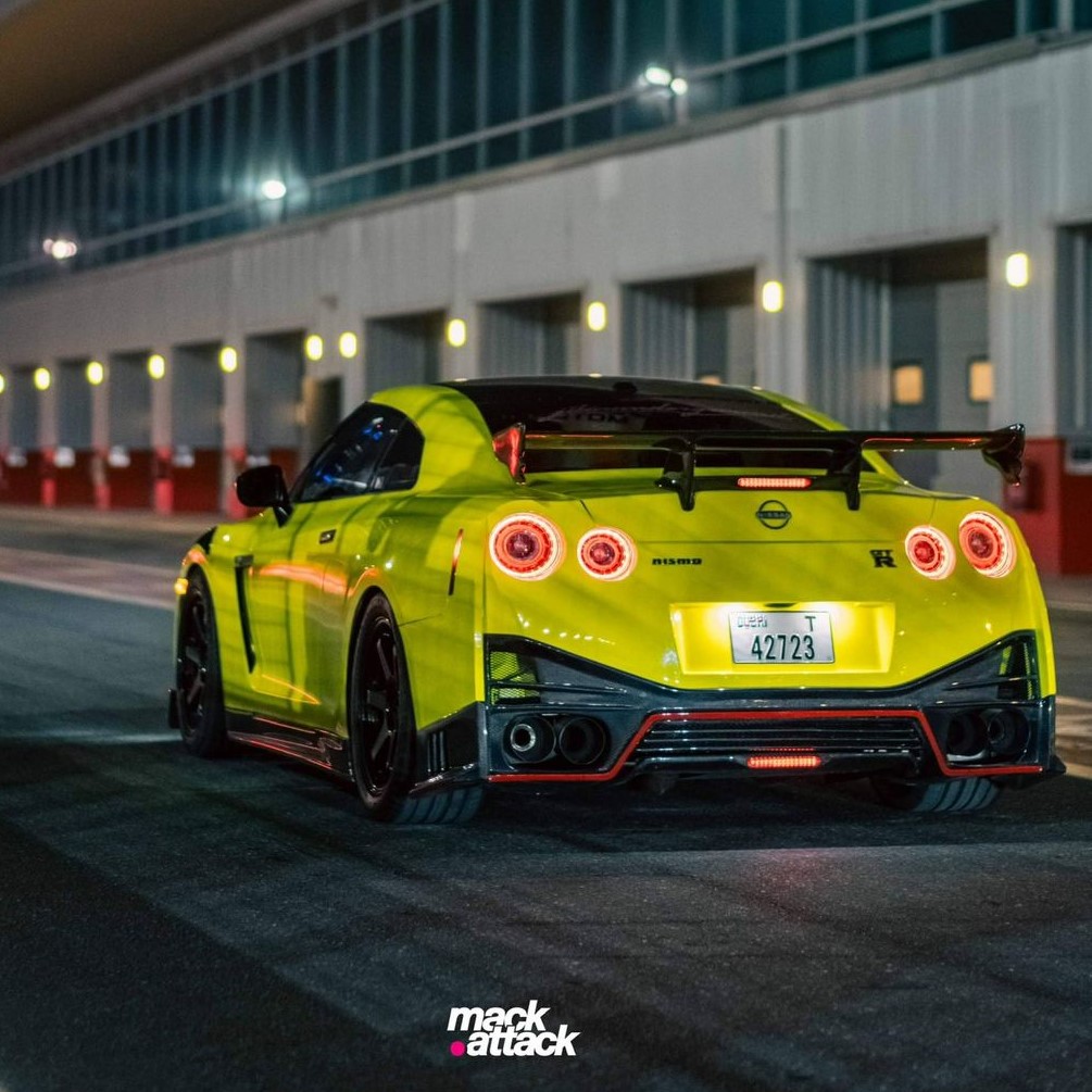 Nissan GT-R