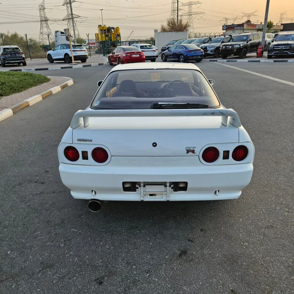 Nissan Skyline R32 GT-R