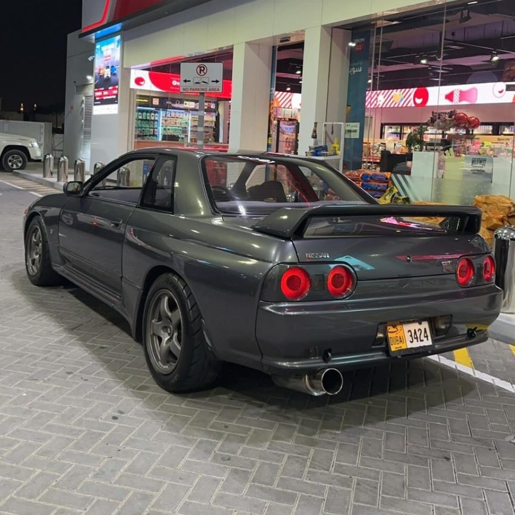 Nissan Skyline R32 GT-R